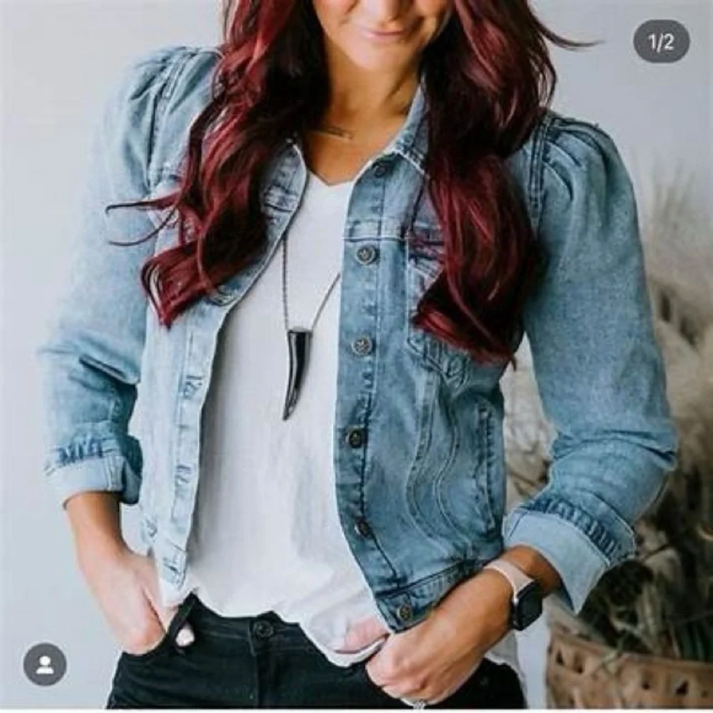 Lily & Lottie NWOT Denim Blue Women's Jacket with Puff Shoulders and Pockets - Picture 1 of 8